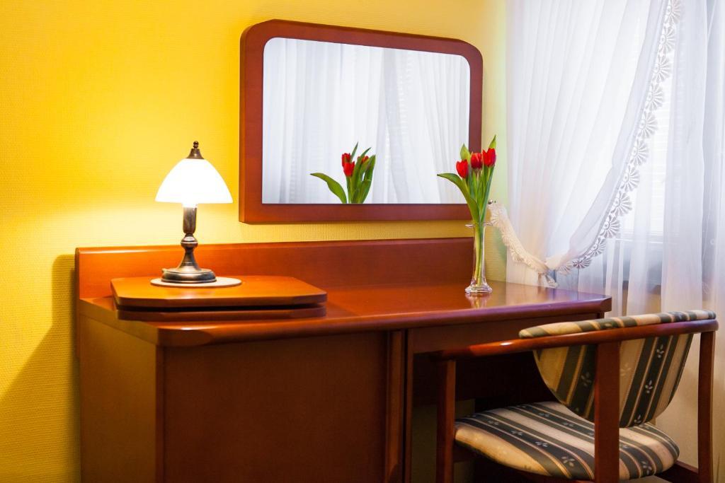 Hotel Rebajlo Piła Cameră foto