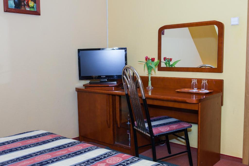 Hotel Rebajlo Piła Cameră foto